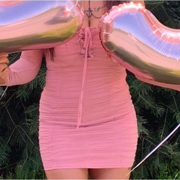 Xs pink fashion nova dress - Picture 3 of 3